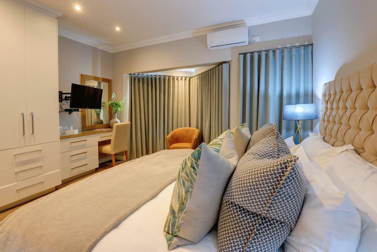 Bay Lodge On The Beach มอสเซิลเบย์ ภายนอก รูปภาพ